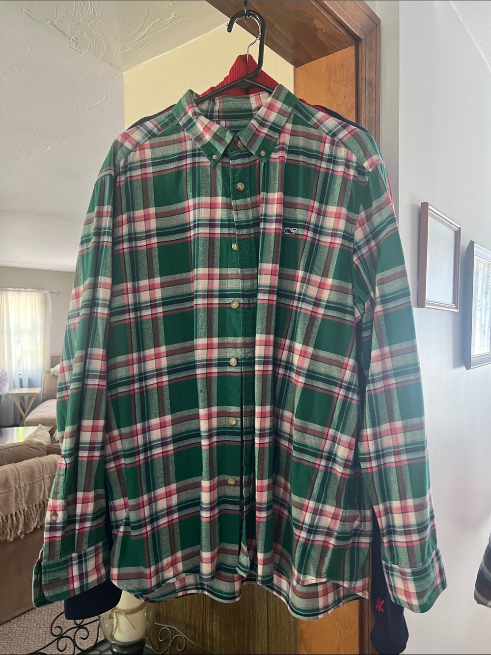 Vineyard Vines button down